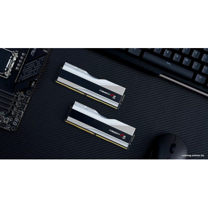 Оперативная память G.Skill Trident Z5 RGB 2x16ГБ DDR5 6000МГц F5-6000J3040F16GX2-TZ5RS