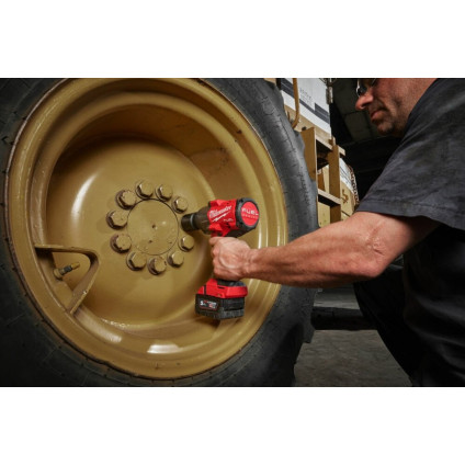 Гайковерт Milwaukee M18 FUEL M18FHIW2F12-502X 4933492783 (с 2-мя АКБ, кейс)