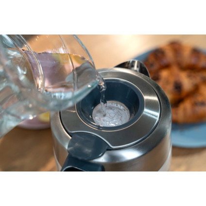 Электрический чайник Goetze & Jensen KT875G