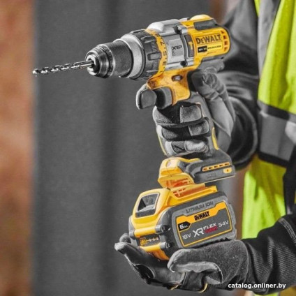 Ударная дрель-шуруповерт DeWalt DCD999T1 (с 1-им АКБ, кейс)