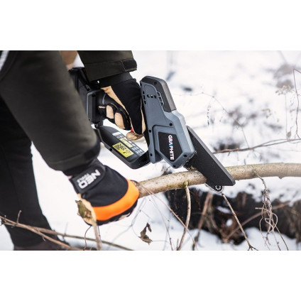 Аккумуляторная пила GRAPHITE 58GE116 (без АКБ)