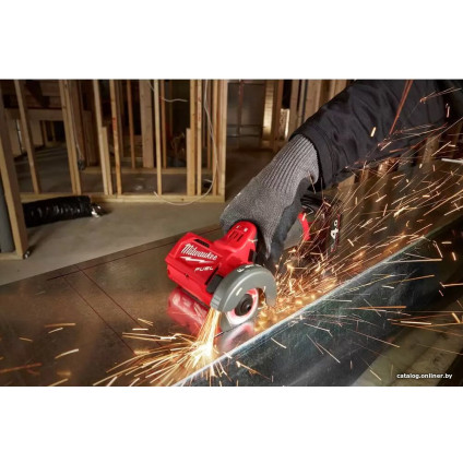 Монтажная (отрезная) пила Milwaukee M12 FCOT-422X Fuel 4933464619 (с 2-мя АКБ, кейс)