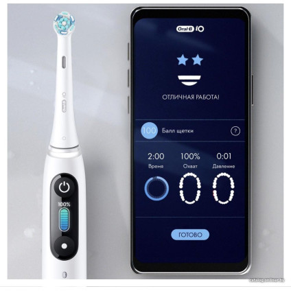 Электрическая зубная щетка Oral-B iO 8n (белый, 1 насадка)