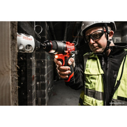 Дрель-шуруповерт Milwaukee M12 FUEL M12FDD2-202X 4933479873 (с 2-мя АКБ 2 Ач, кейс)