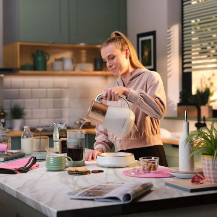 Электрический чайник Russell Hobbs Calm Kettle 27450-70
