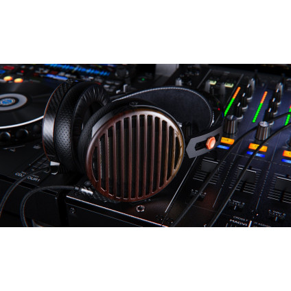 Наушники FiiO FT7