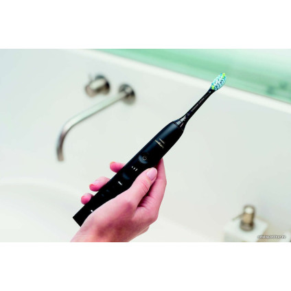 Электрическая зубная щетка Philips HX9911/09