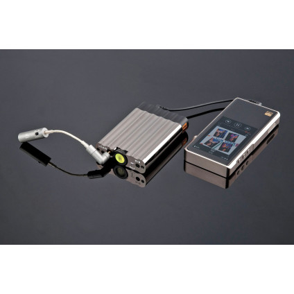 Портативный усилитель iFi audio xCAN