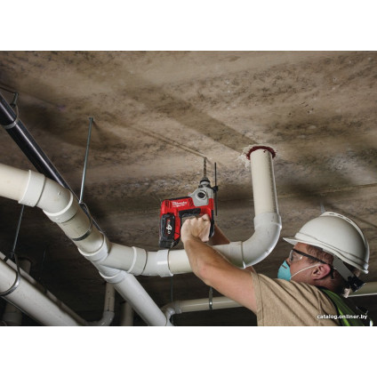 Перфоратор Milwaukee M18 BH-402C 4933443330 (с 2-мя АКБ, кейс)