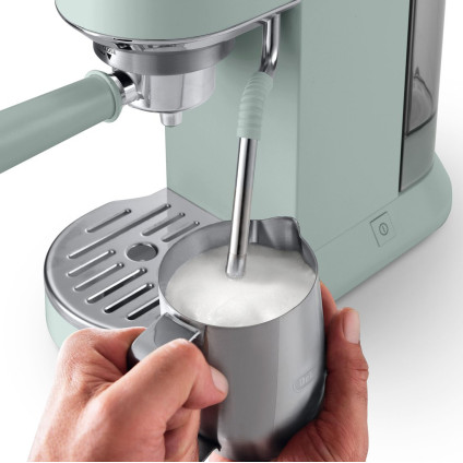 Рожковая кофеварка DeLonghi Dedica EC890.GR