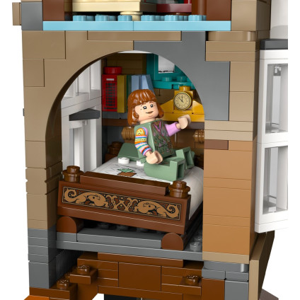 Конструктор LEGO Harry Potter 76437 The Burrow – Collectors' Edition