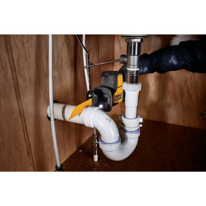 Сабельная пила DeWalt DCS312D2 (с 2-мя АКБ, кейс)