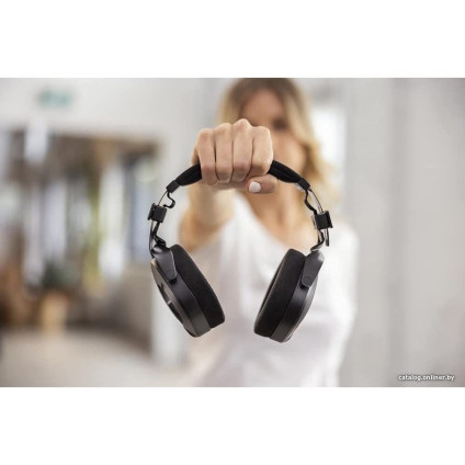 Наушники RODE NTH-100 (черный)