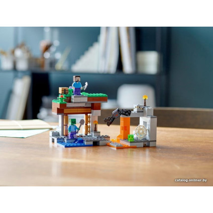 Конструктор LEGO Minecraft 21166 Заброшенная шахта