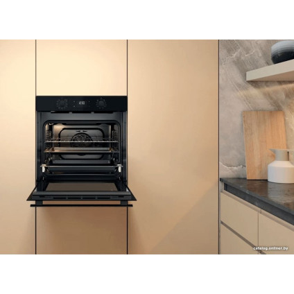 Электрический духовой шкаф Whirlpool OMK58HU1B