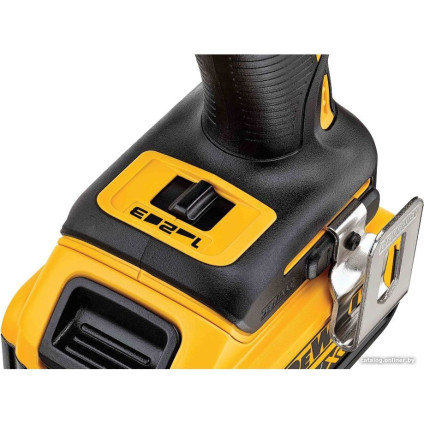 Винтоверт DeWalt DCF887D2-QW (c 2-мя АКБ, кейс)