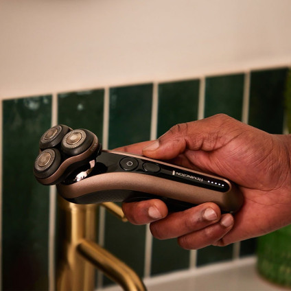 Электробритва Remington X9 Limitless XR1795