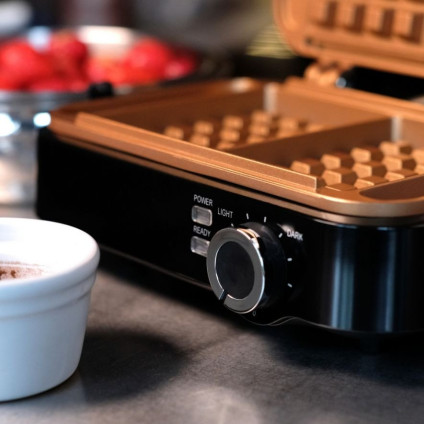 Вафельница Eldom WA1000