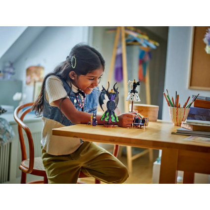 Конструктор LEGO Disney Princess Платья Малефисенты и Круэллы Де Виль 43262