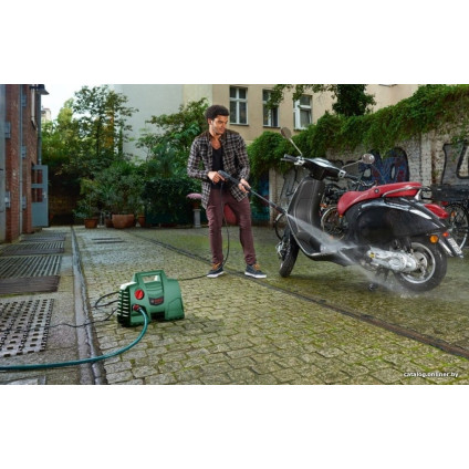 Мойка высокого давления Bosch EasyAquatak 100 Long Lance 06008A7E01
