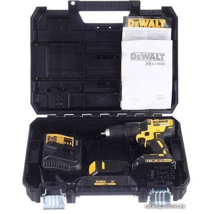Ударная дрель-шуруповерт DeWalt DCD778S2T (с 2-мя АКБ 1.5 Ah)