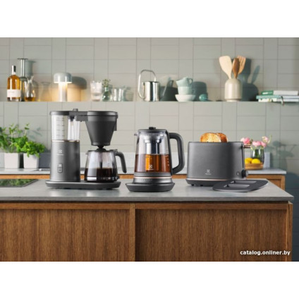 Тостер Electrolux Explore 7 E7T1-6BP