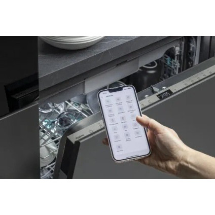 Встраиваемая посудомоечная машина Hisense HV673D64