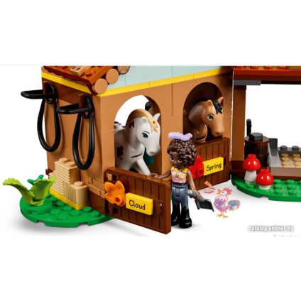 Конструктор LEGO Friends Осенняя конюшня 41745