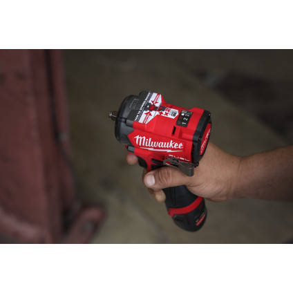 Гайковерт Milwaukee M12FCIWP12G3-0 4933493457 (без АКБ)