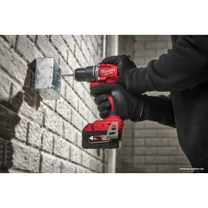Ударная дрель-шуруповерт Milwaukee M18 M18BLPDRC-202C 4933492822 (с 2-мя АКБ 2 Ач, кейс)