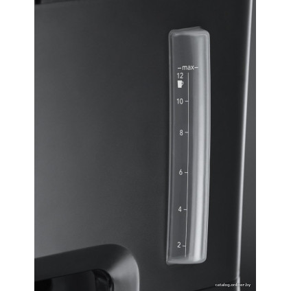 Капельная кофеварка Russell Hobbs 22000-56