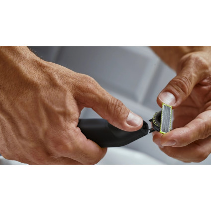 Универсальный триммер Philips OneBlade Pro 360 Face + Body QP6542/15