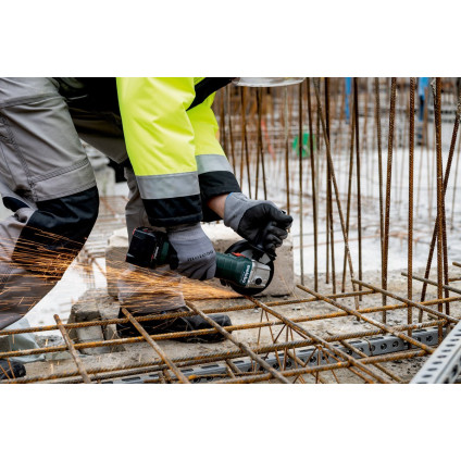 Угловая шлифмашина Metabo W 18 L 9-125 602249650 (с 2-мя АКБ 5.2 А•ч, кейс)