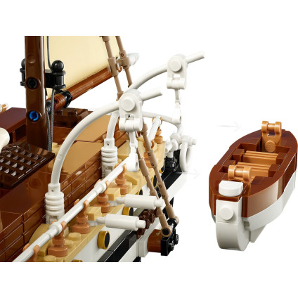 Конструктор LEGO Icons 10335 Выносливость