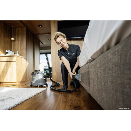 Пылесос Karcher Puzzi 8/1 1.100-240.0