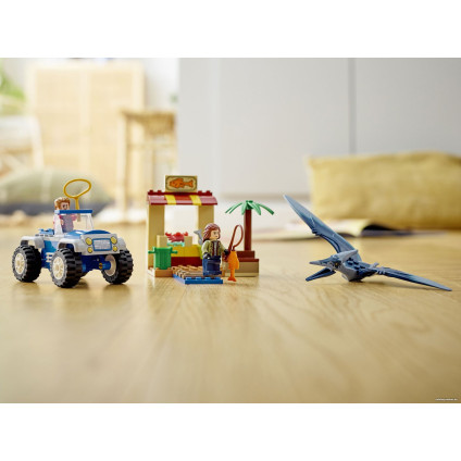 Конструктор LEGO Jurassic World 76943 Погоня за птеранодоном