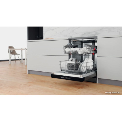 Отдельностоящая посудомоечная машина Whirlpool WFO 3T141 X