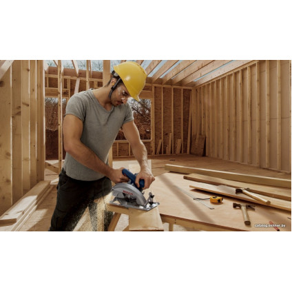 Дисковая (циркулярная) пила Bosch GKS 140 Professional 06016B3020