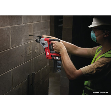 Перфоратор Milwaukee M18 BH-402C 4933443330 (с 2-мя АКБ, кейс)