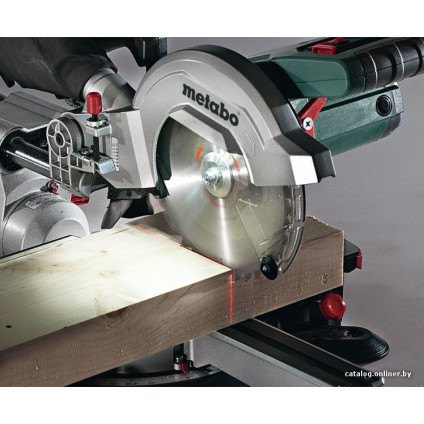 Торцовочная пила Metabo KGS 305 M 619305000