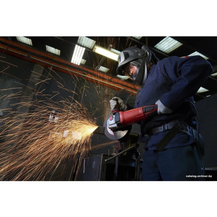 Угловая шлифмашина Milwaukee AGVKB-24-230 EKX 4933471464