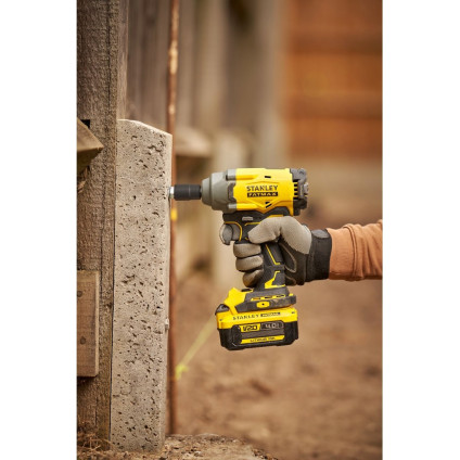 Гайковерт Stanley SFMCF920B (без АКБ)