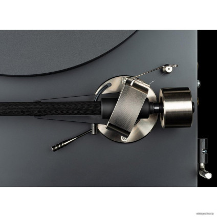 Виниловый проигрыватель Pro-Ject Debut PRO