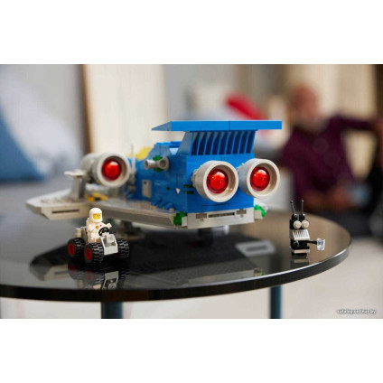Конструктор LEGO Icons 10497 Исследователь галактики