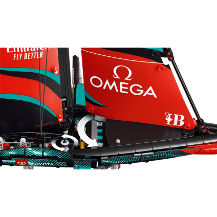 Конструктор LEGO Technic 42174 Яхта AC75 команды Emirates в Новой Зеландии