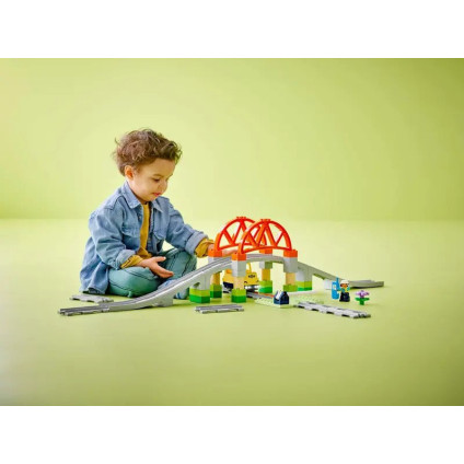 Конструктор LEGO Duplo Железнодорожный мост и пути 10426