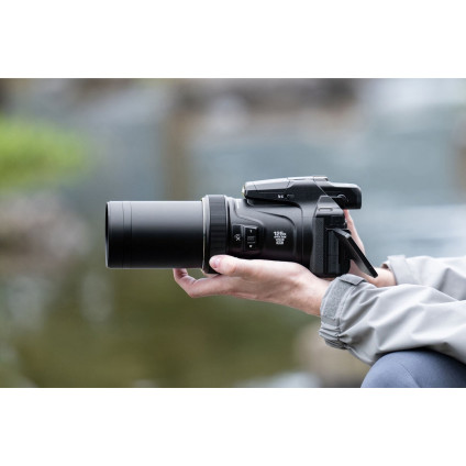 Фотоаппарат Nikon Coolpix P1100