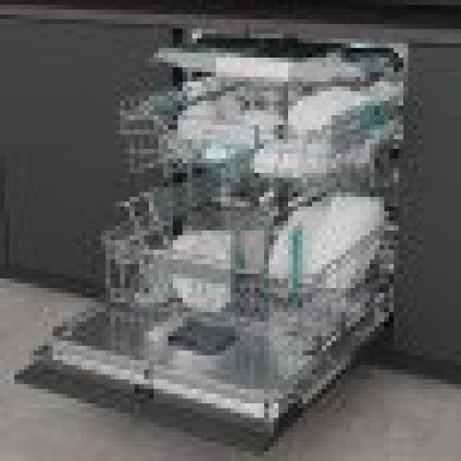 Встраиваемая посудомоечная машина Hisense HV673B66