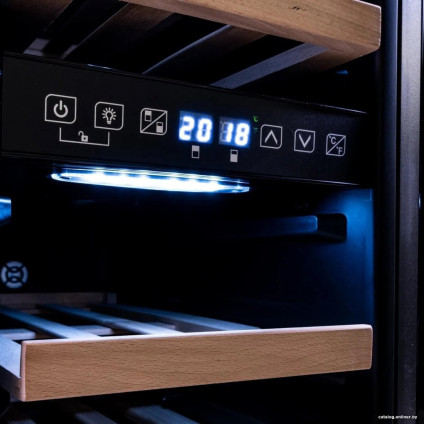 Винный шкаф Kluge KCW1702B