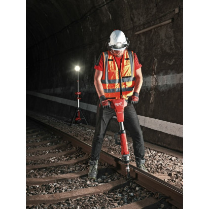 Гайковерт Milwaukee M18 FUEL M18FHIWF1R-0C 4933493140 (без АКБ, кейс)